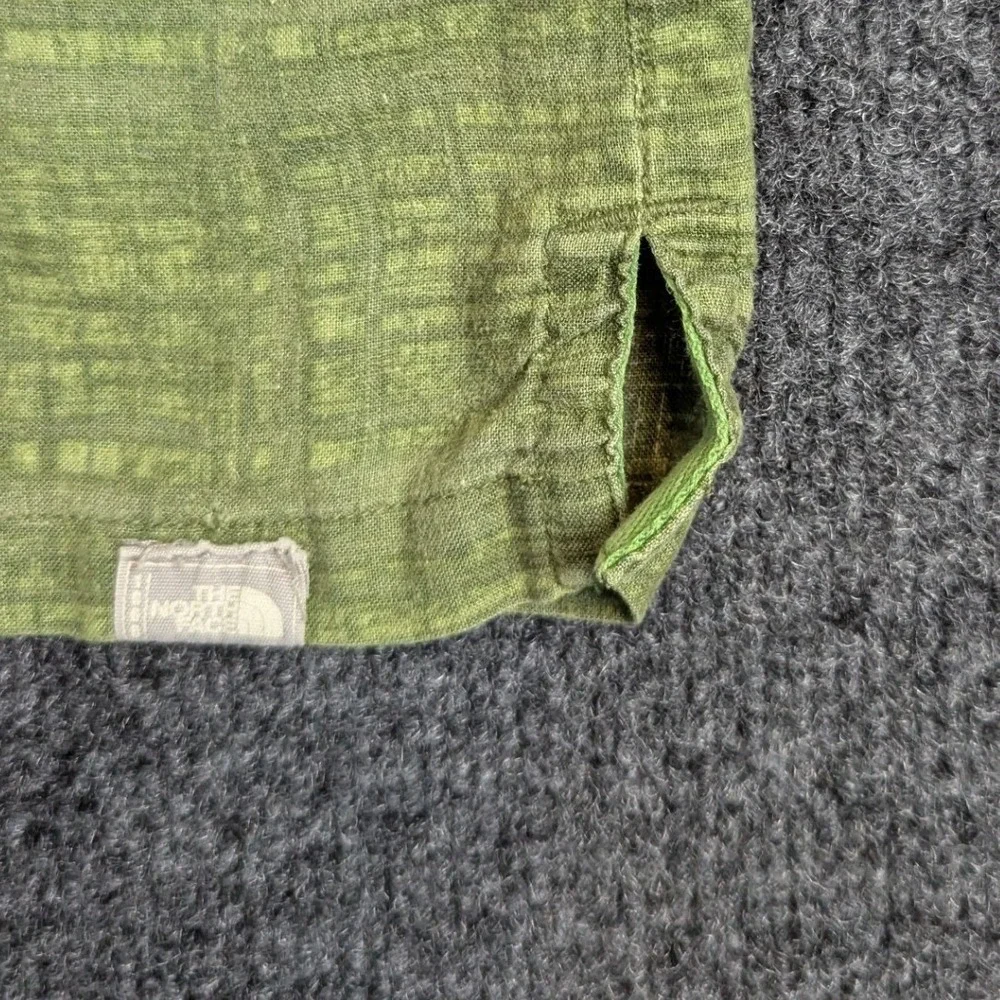 The North Face Mens XL Green Hemp Blend Grid Short Sleeve Button Down Shirt